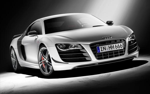 Free 2011 audi r8 gt wallpaper download