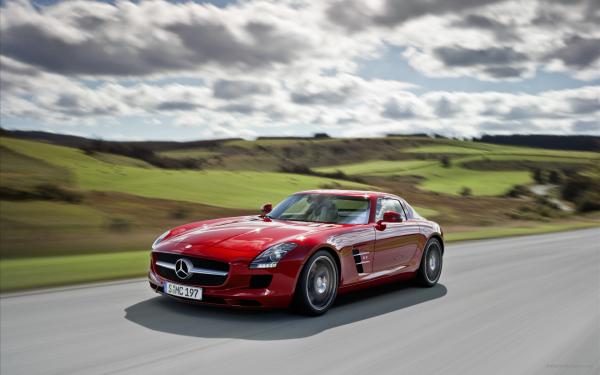 Free 2011 mercedes benz sls wallpaper download