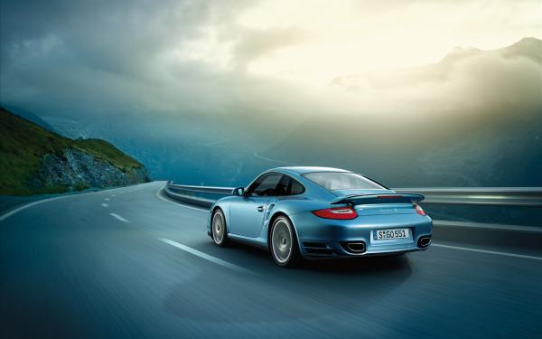 Free 2011 porsche 911 turbo s 2 wallpaper download