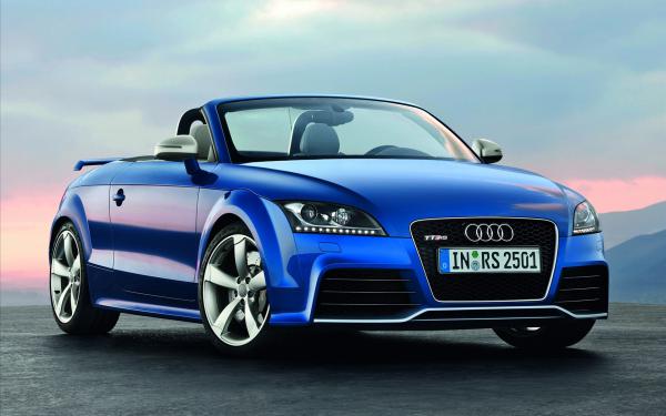 Free 2012 audi tt rs wallpaper download