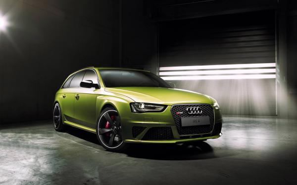 Free 2015 audi rs4 avant wallpaper download