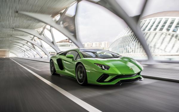 Free 2017 lamborghini aventador s 4k wallpaper download