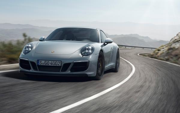 Free 2017 porsche 911 gts carrera 4 gts wallpaper download