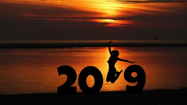 Free 2019 happy new year wallpaper download