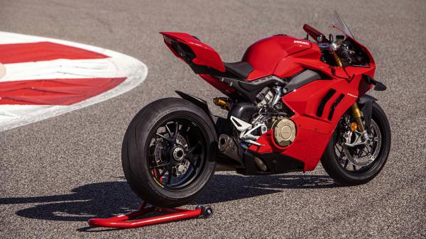 Free 2020 ducati panigale v4 s wallpaper download
