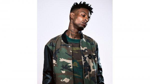 Free 21 savage is wearing military print dress looking down hd 21 savage wallpaper download