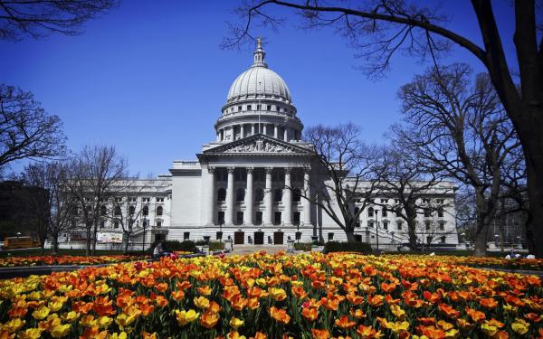 Free a madison spring day wallpaper download