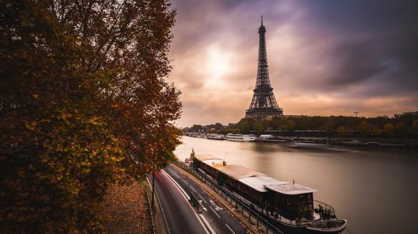 Free aerial view of road lake with boats and paris eiffel tower with cloudy sky background hd travel wallpaper download