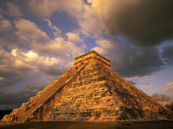 Free ancient mayan ruins chichen itza mexico wallpaper download