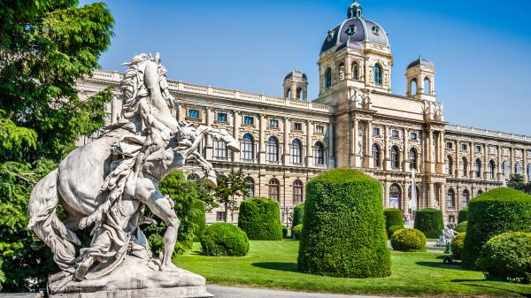 Free architecture austria museum of art history palace park sculpture vienna 4k hd travel wallpaper download