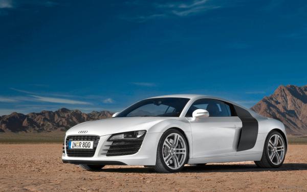 Free audi r8 10 wallpaper download