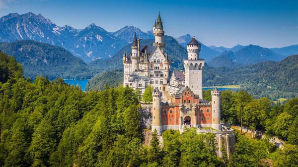 Free bavaria germany neuschwanstein castle hd travel wallpaper download