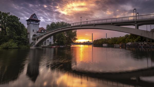 Free berlin bridge dawn germany during sunrise 4k 5k hd travel wallpaper download