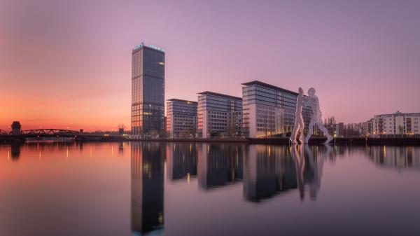 Free berlin city germany reflection on water 4k 5k hd travel wallpaper download