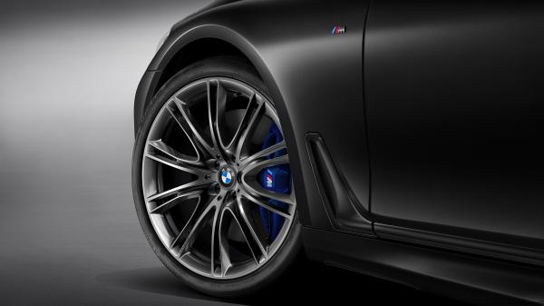 Free bmw 740li xdrive m sport black fire 4k wallpaper download