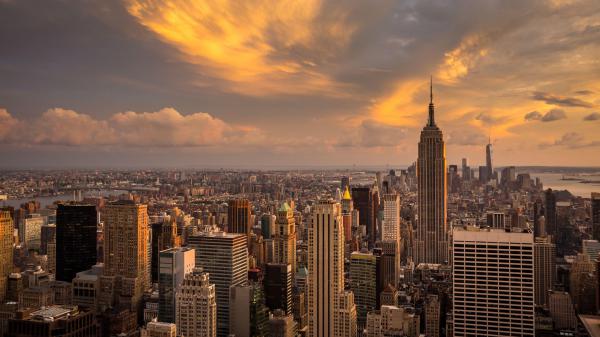 Free buildings under yellowish white cloudy sky 4k hd new york wallpaper download