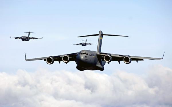 Free c 17 globemaster iiis intra theater heavy airlift support wallpaper download