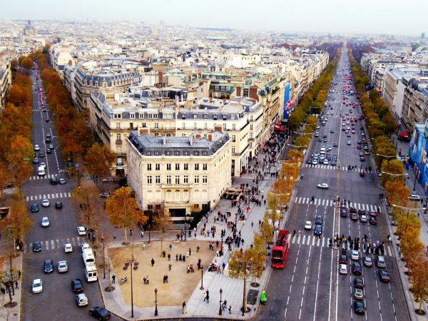 Free champs elysees paris france wallpaper download