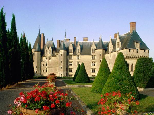 Free chateau de langeais france wallpaper download