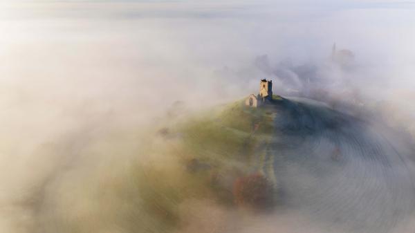 Free church on fog hill england 4k 5k hd travel wallpaper download