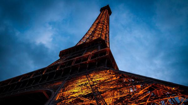 Free closer upward view of paris eiffel tower hd travel wallpaper download