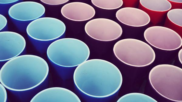 Free colorful cups wallpaper download