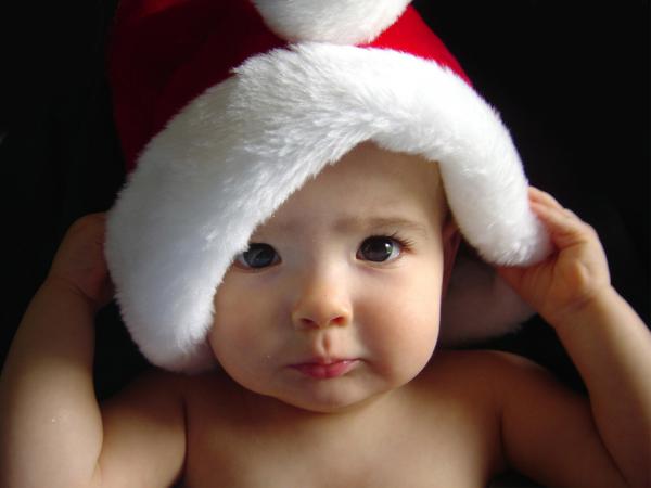 Free cute christmas baby wallpaper download