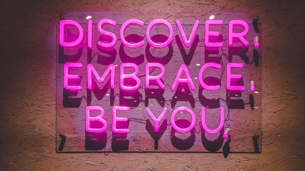 Free discover embrace be you 4k hd inspirational wallpaper download