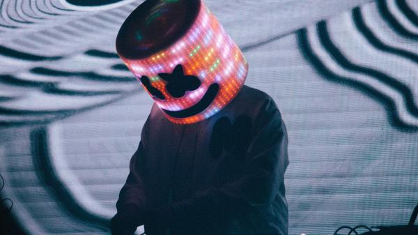 Free dj marshmello with colorful led helmet wearing black dress hd marshmello wallpaper download