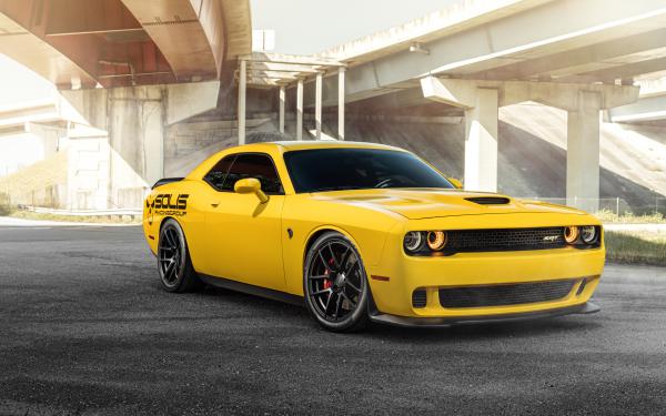 Free dodge srt hellcat yellow 4k 8k wallpaper download