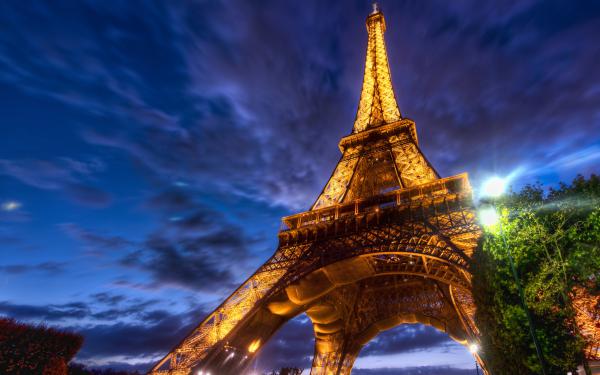 Free eiffel tower hdr wallpaper download