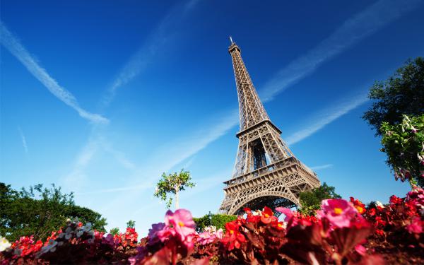 Free eiffel tower paris france wallpaper download