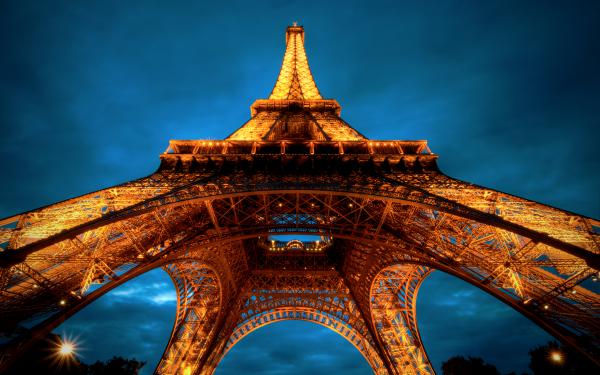 Free eiffel tower paris hdr wallpaper download