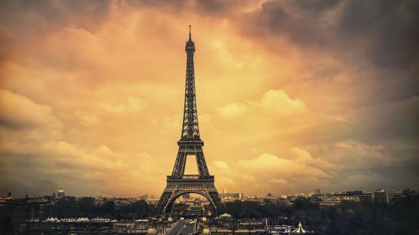 Free eiffel tower paris with clouds background hd travel wallpaper download