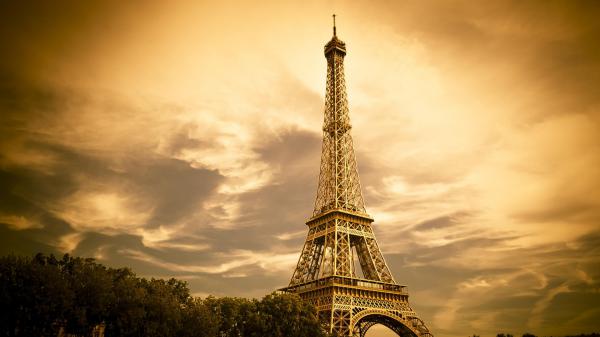 Free eiffel tower with background of clouds hd travel wallpaper download