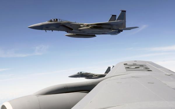 Free f 15 eagle flies with kc 135 stratotanker wallpaper download