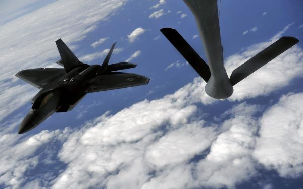 Free f 22 raptor prepares to refuel wallpaper download