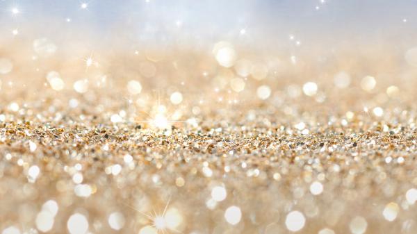 Free golden glitter in macro wallpaper download