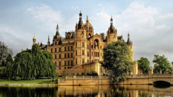 Free hdr schwerin palace in germany hd travel wallpaper download