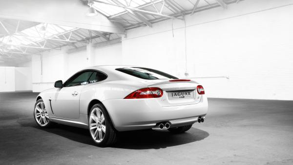 Free jaguar xkr hdtv 1080p wallpaper download