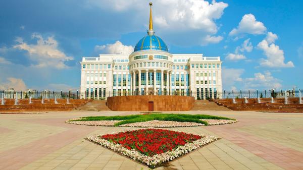 Free kazakhstan palace hd travel wallpaper download