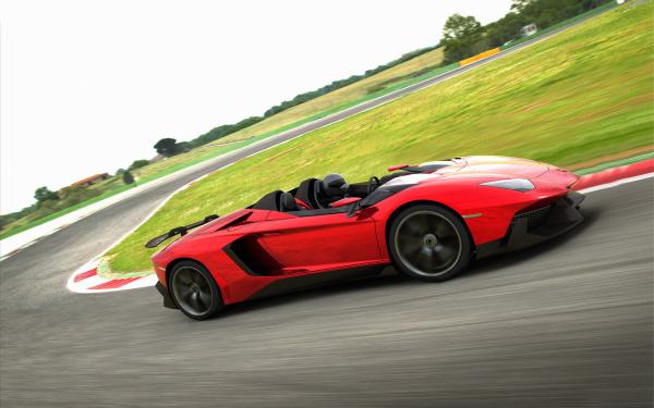 Free lamborghini aventador j wallpaper download