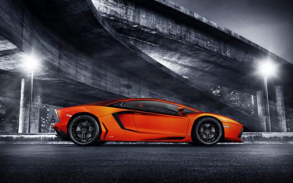 Free lamborghini aventador sports car wallpaper download