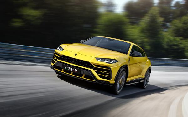 Free lamborghini urus 4k wallpaper download