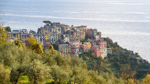 Free landscape view of building and house corniglia italy liguria hd travel wallpaper download