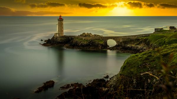 Free lighthouse clouds 4k hd wallpaper download