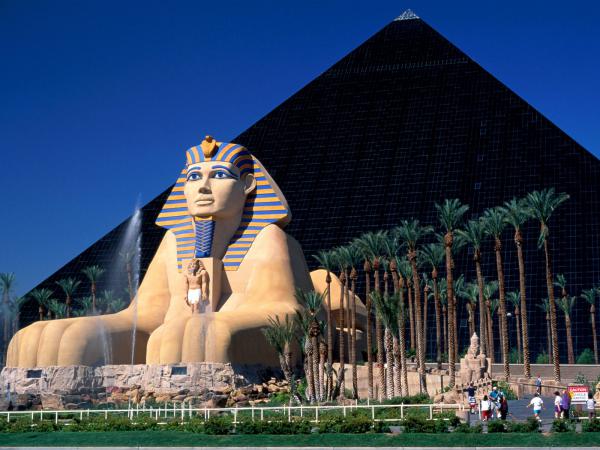 Free luxor hotel and casino las vegas wallpaper download