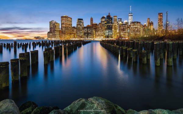 Free manhattan cityscape reflections wallpaper download