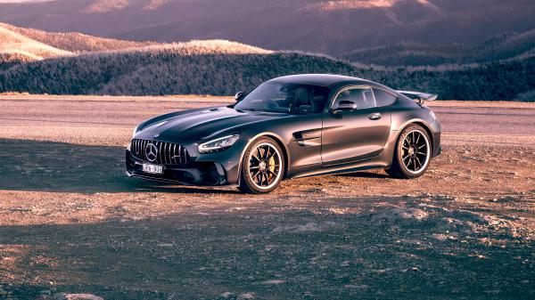 Free mercedes amg gt r 2020 wallpaper download