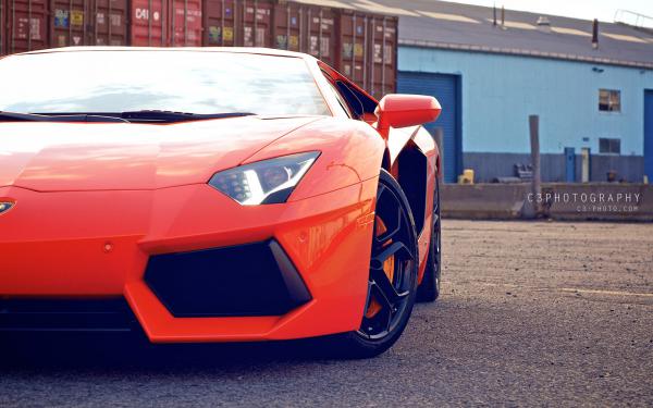 Free new lamborghini aventador wallpaper download